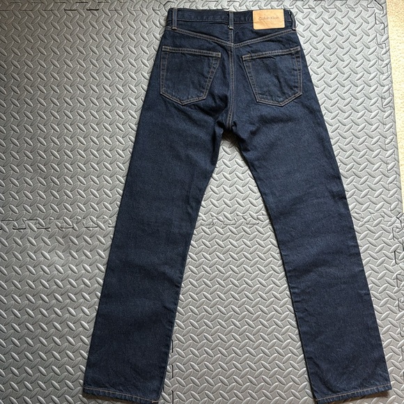 Calvin Klein Straight Cut Jeans - Sz 25w x 30L - Mint Condition - Picture 4 of 5